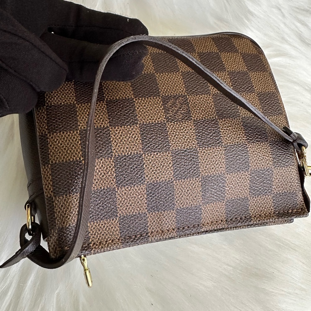 Stunning Handbag - Picture 6 of 17